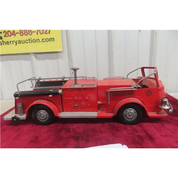 Doepke Model Toys Rossmoyne Fine Truck, Pressed Steel, 1950s, 19" Long