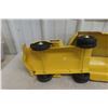 Image 18 : Otaco Minnitoy Canadian Oil White Rose Tanker Truck & Trailer Pressed Steel, 1940s–50s, 28"