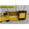 Image 19 : Otaco Minnitoy Canadian Oil White Rose Tanker Truck & Trailer Pressed Steel, 1940s–50s, 28"