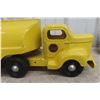 Image 2 : Otaco Minnitoy Canadian Oil White Rose Tanker Truck & Trailer Pressed Steel, 1940s–50s, 28"