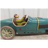 Image 12 : Paya Tinplate Windup Toy Car 1930s Bugatti Type 35 Reproduction Limited Series 579 Of 970 19"