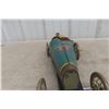 Image 9 : Paya Tinplate Windup Toy Car 1930s Bugatti Type 35 Reproduction Limited Series 579 Of 970 19"