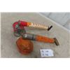 Image 1 : Two Vintage Shell Insect Sprayers