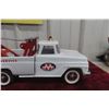 Image 8 : Tonka AA Wrecker Tow Truck Pressed Steel, 1960s, 14" Long With Box
