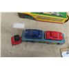 Image 12 : SSS Japan Friction Worldwide Automobile Carrier With 3 Cars & Box, 1950s, 17"