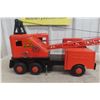 Image 2 : Marx Lumar Contractor Pressed Steel Mobile Crane 1940s Or 1950s 16" Plus Boom
