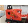 Image 3 : Marx Lumar Contractor Pressed Steel Mobile Crane 1940s Or 1950s 16" Plus Boom