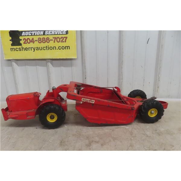 Doepke Model Toys Heiliner Earthmoving Scraper 1950s Pressed Steel 29"