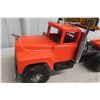 Image 5 : Allen Toy Co 1/16 Scale Mack Truck Lowbed With Overload Flatbed 4 Piece Set Total Length 60"