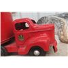 Image 3 : Otaco Minnitoy Canada Packers Maple Leaf Truck And Trailer 1940s Or 1950s Pressed Steel 29"