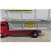 Image 3 : Lincoln Construction Dump Truck 1940s Or 1950s Pressed Steel 19"