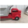 Image 7 : Lincoln Construction Dump Truck 1940s Or 1950s Pressed Steel 19"