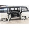 Image 3 : Sun Star 1958 Volkswagen Stakebed 1/12 Scale Die Cast With Box Limited Edition
