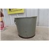 Image 5 : White Rose Cup Grease #3 10 Lb Cans; No Top Lid
