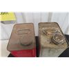 Image 4 : 2 One-Gallon Cans: Esso Universal and Texaco Chain Lube