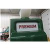 Image 20 : Bennett Vintage Gas Pump — Restored BA — with Reproduction Globe — Crack 
