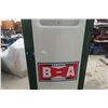 Image 27 : Bennett Vintage Gas Pump — Restored BA — with Reproduction Globe — Crack 