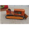 Image 4 : Lited Piston Action Tractor - Betting Tin Litho, Japan TN w/ Box, No Men