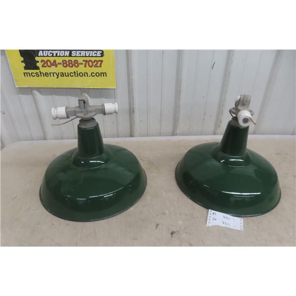 2 Porcelain Light Fixtures – Base 16"