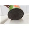 Image 10 : 5 Lb Green and Red Fast Mail Grease Tin by Hi-Way Refineries Ltd.
