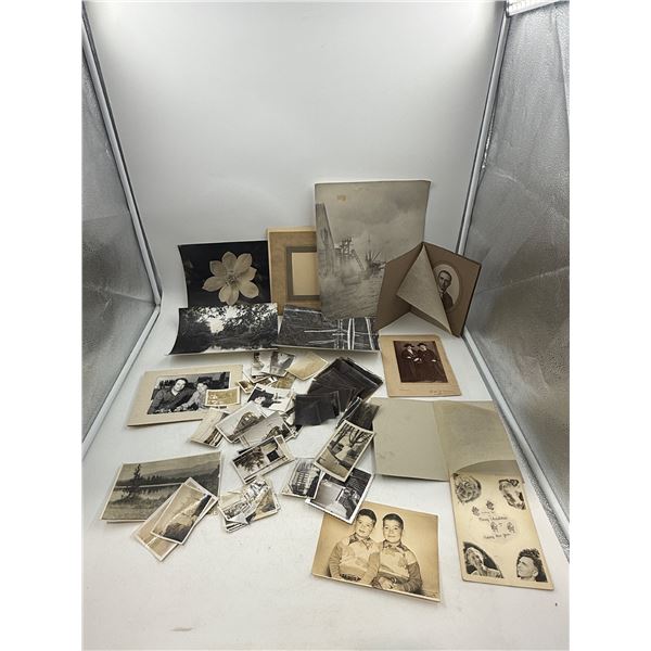 Vintage Black & White Photos / Pictures