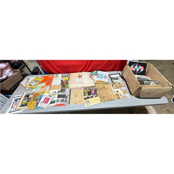 Vintage Magazines & Ephemera