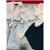 Image 6 : Assorted Size Clothes: Shirts & Sweaters