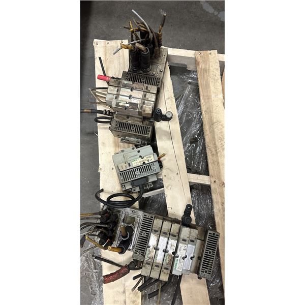 Lot of Numatics Valve Units