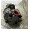 Image 3 : (2) Parker #D05AA2A Fixed Displacement Aluminum Gear Pumps