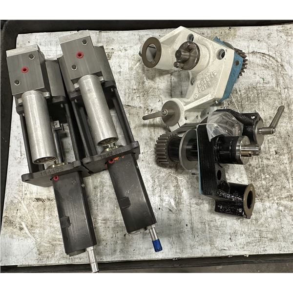 Lot of (4) Misc. Air Pumps & Gear Units