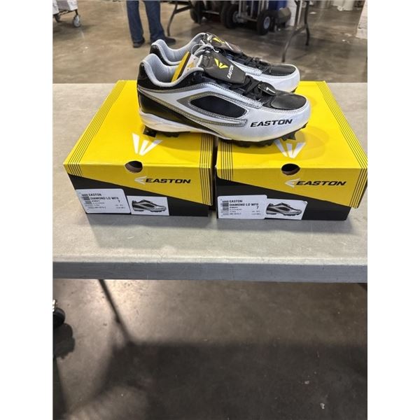 2 NEW PAIRS OF EASTON DIAMOND LO WFII BASEBALL CLEATS SIZE WOMENS 7 / MENS 6 BLACK