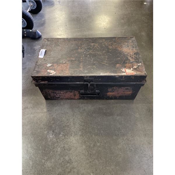 LARGE METAL TOTE WITH BOTTLE JACK AND BAR CLAMPS