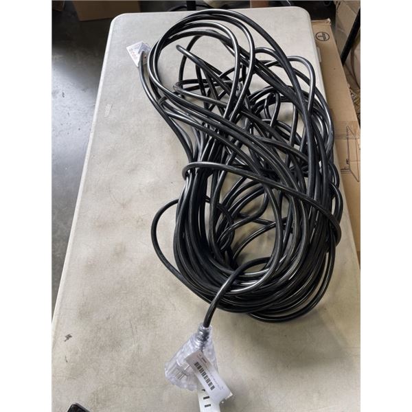 INDOOR\OUTDOOR 3-OUTLET HEAVY DUTY 100FT 12AWG 15AMP 125VOLTS BLACK EXTENTION CORD