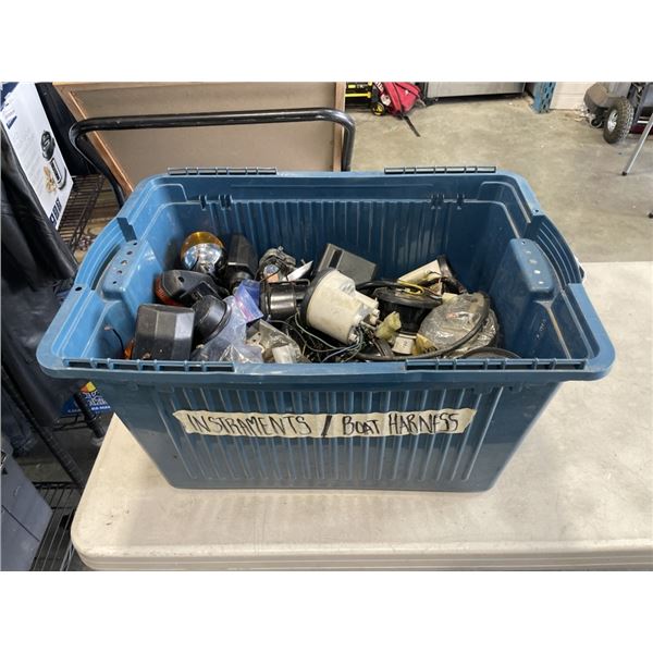 TOTE OF VINTAGE DASH CLUSTERS