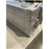 Image 2 : 2 SETS OF BLINDS - 24" WIDE