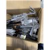 Image 3 : BOX OF NEW GARDENING TROWELS