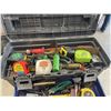 Image 4 : TOOL BOX WITH ASSORTED HAND TOOLS