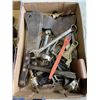 Image 6 : 4 TRAYS AND BIN OF ASSORTED SHOP HARDWARE, TOOLS, CASTORS ETC