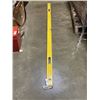 Image 1 : 78 INCH LEVEL