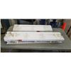 Image 1 : 4 BUNDLES OF WHITE BLINDS - 2  35.5" AND 2  27.5"