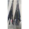 Image 2 : LARGE LOT OF VINTAGE GOLF CLUBS