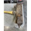 Image 2 : PICK AXE AND MOUNTED BENCH VISE
