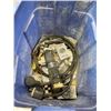Image 1 : TOTE OF COMMERCIAL POWER OUTLETS