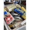 Image 3 : TOTE OF ASSORTED PAINTING SUPPLY AND ROLLERS