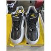 Image 4 : 2 NEW PAIRS OF EASTON DIAMOND LO WFII SIZE 9 BASEBALL CLEATS BLACK / WHITE