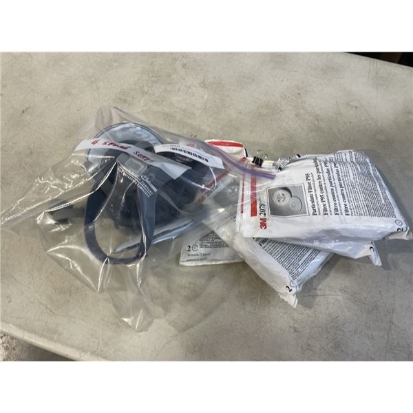 3M RESPORATOR WITH 3 SPARE FILTER