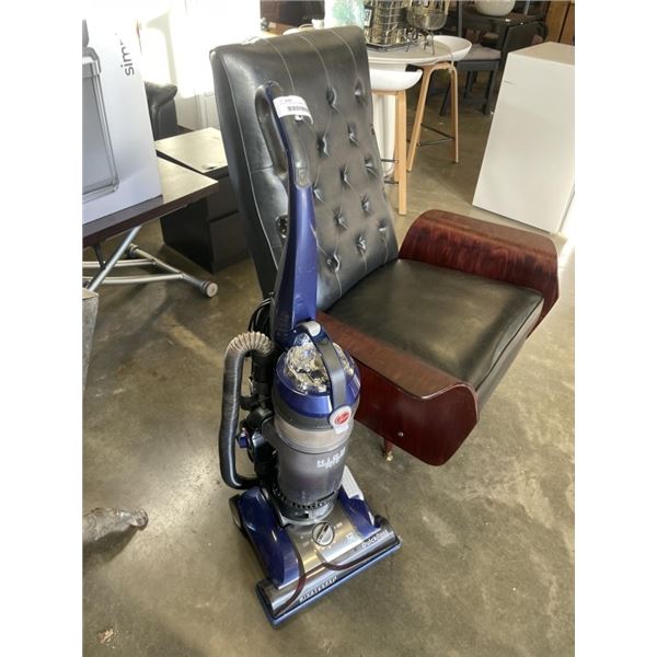 HOOVER VACUUM CLEANER