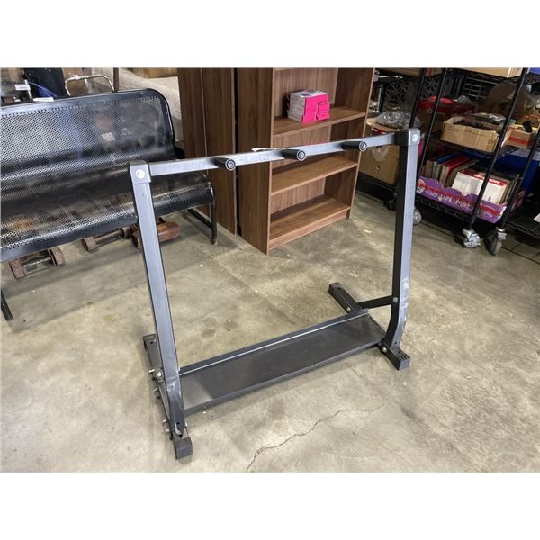 METAL WEIGHT BAR / PLATE RACK