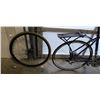 Image 2 : MEC COTYE COMMUTER BIKE WITH EXTRA WHEEL