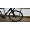 Image 4 : MEC COTYE COMMUTER BIKE WITH EXTRA WHEEL